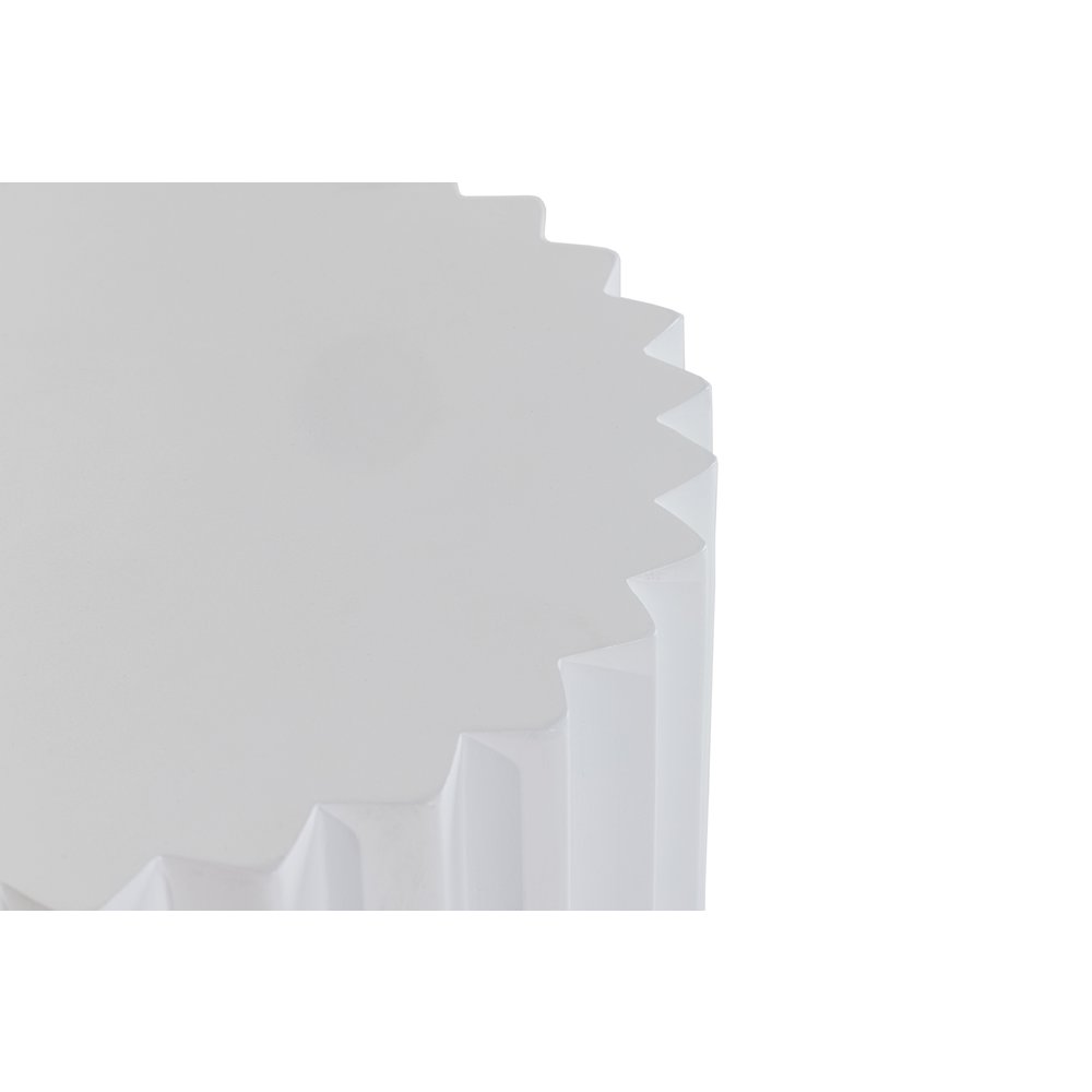 Modrest Evadale - Modern White Concrete End Table. Picture 5