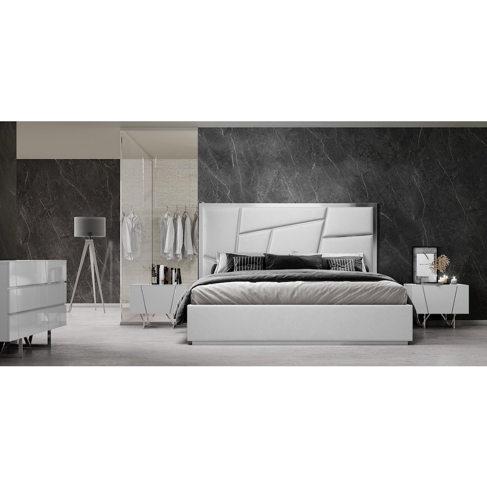 Modrest Chrysler - Queen Modern White Bed. Picture 6