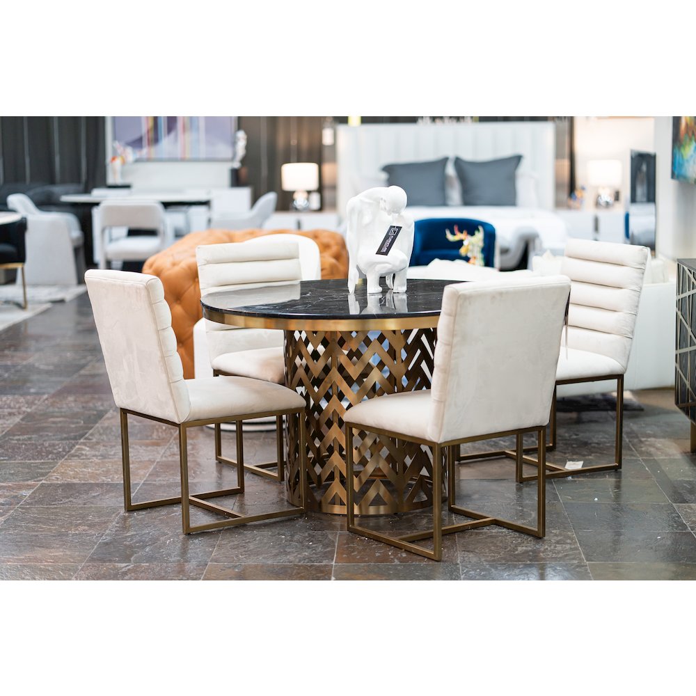 Modrest Kowal - Glam Black Marble Dining Table. Picture 13