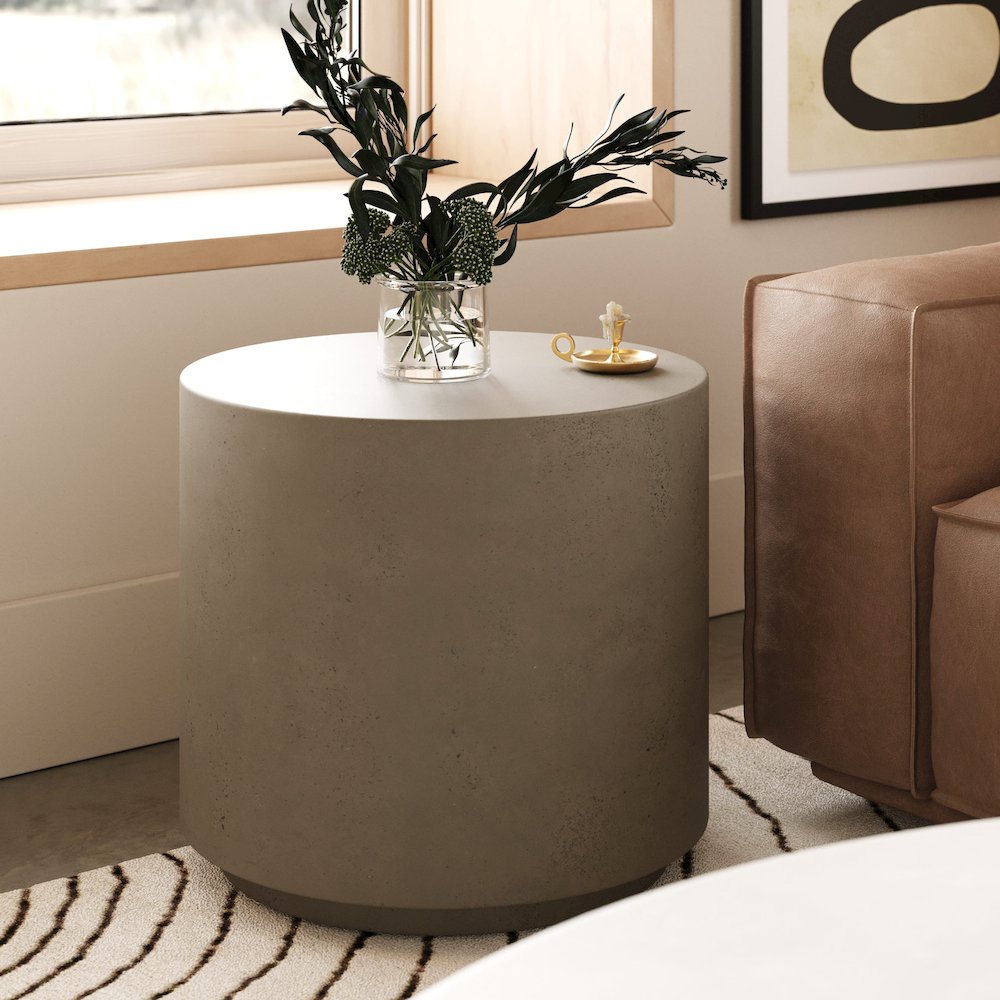 Modrest Morley - Modern Round End Table. Picture 4