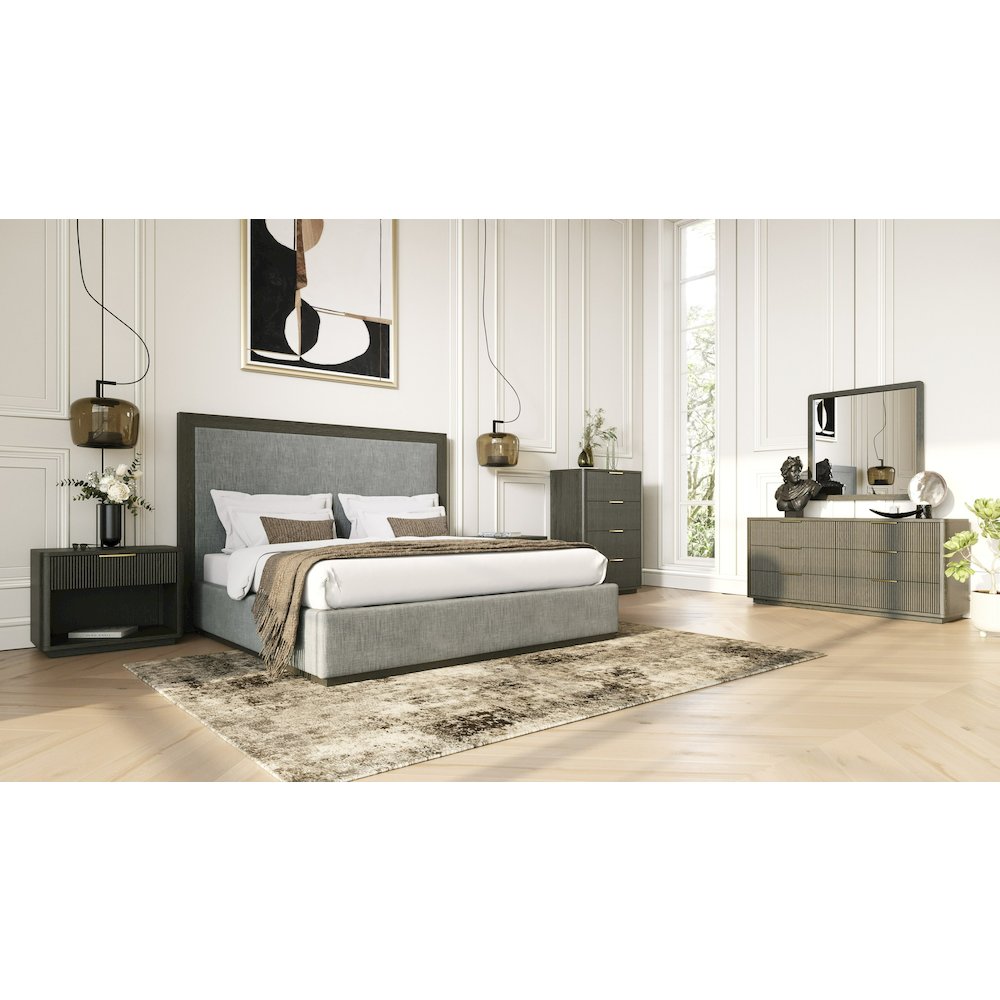 Nova Domus Santa Monica - Modern Grey Wash Chest. Picture 3