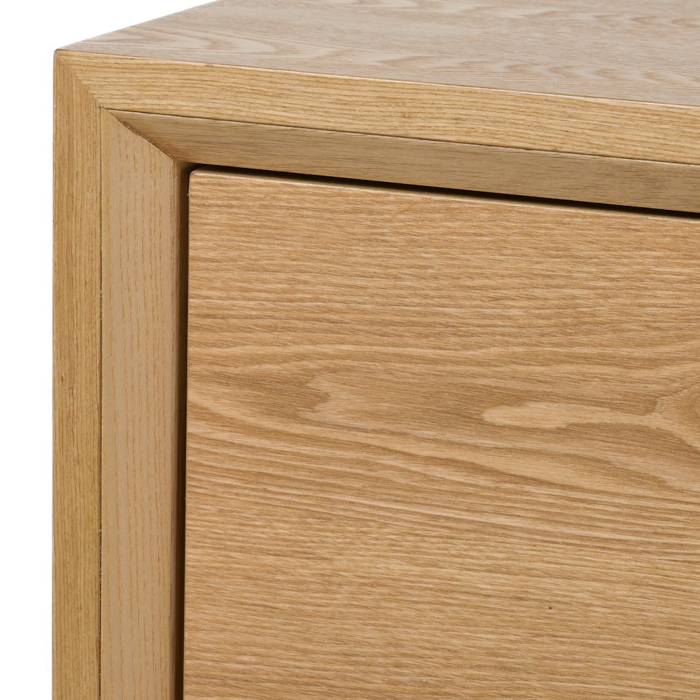 Nova Domus Santa Barbara - Modern Natural Chest. Picture 8