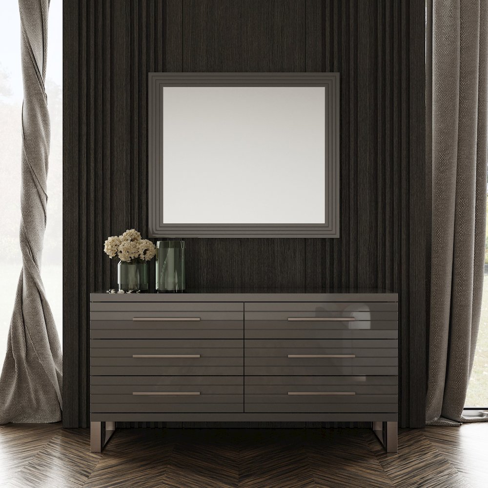 Modrest Splendor - Grey High Gloss Slatted Dresser. Picture 2