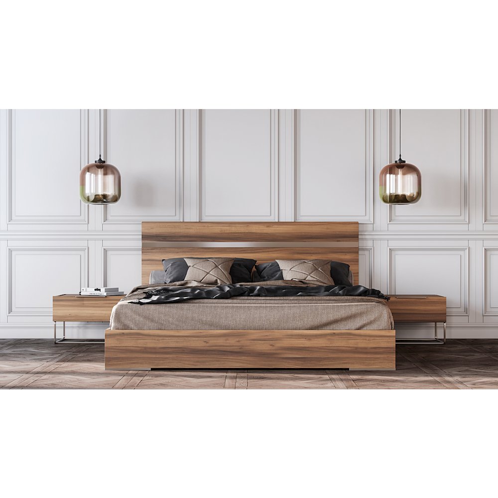 Nova Domus Lorenzo Italian Modern Light Oak Nightstand. Picture 3