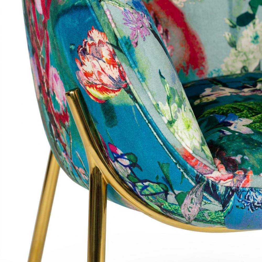Velvet and Gold Accent Chair with Contemporary Floral Design for Lounge Area. Picture 6