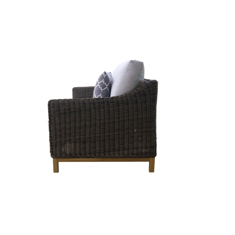 Napa Club Chair with Cushion. Picture 3