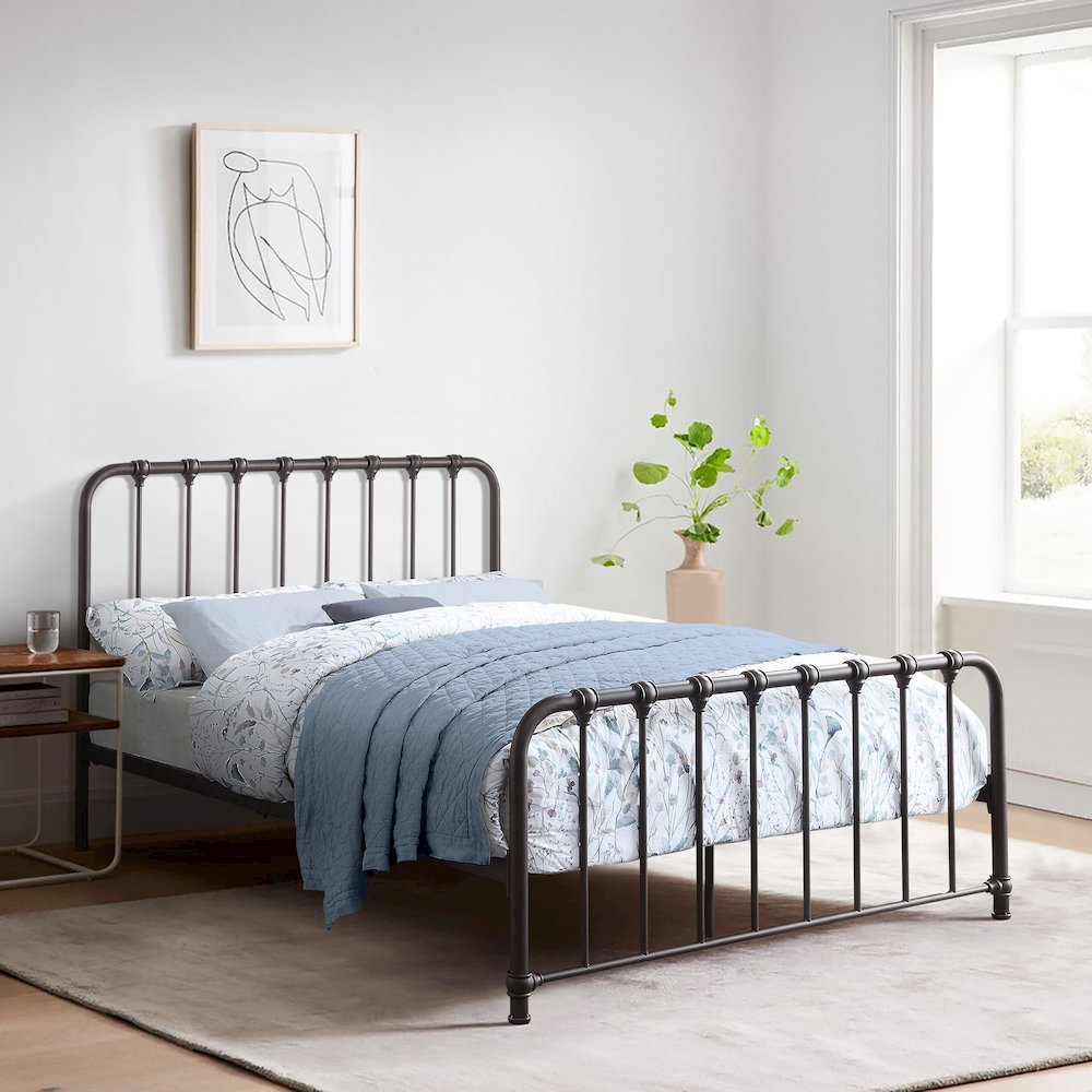 Bethany Metal Full Metal Platform Bed in Dark Bronze. Picture 2
