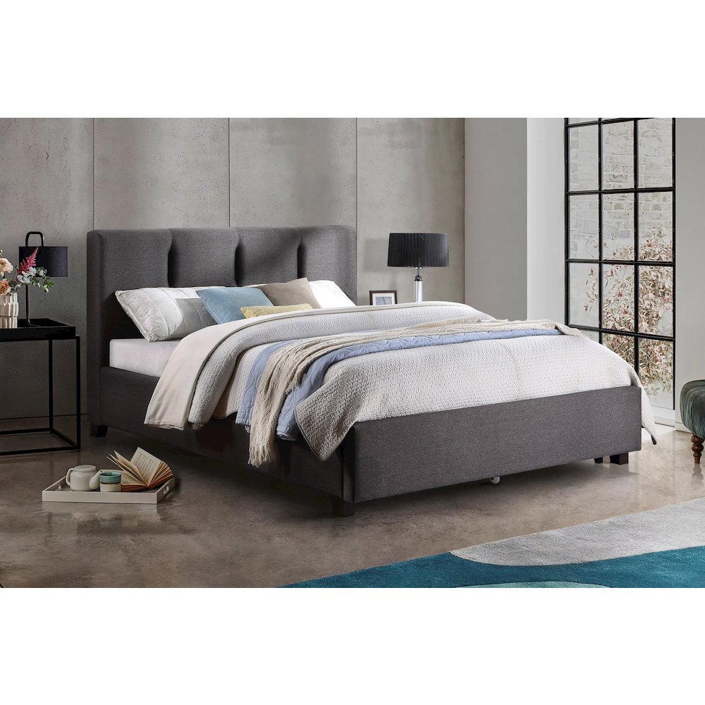 Aitana Textured Full Platform Bed in Graphite. Picture 2