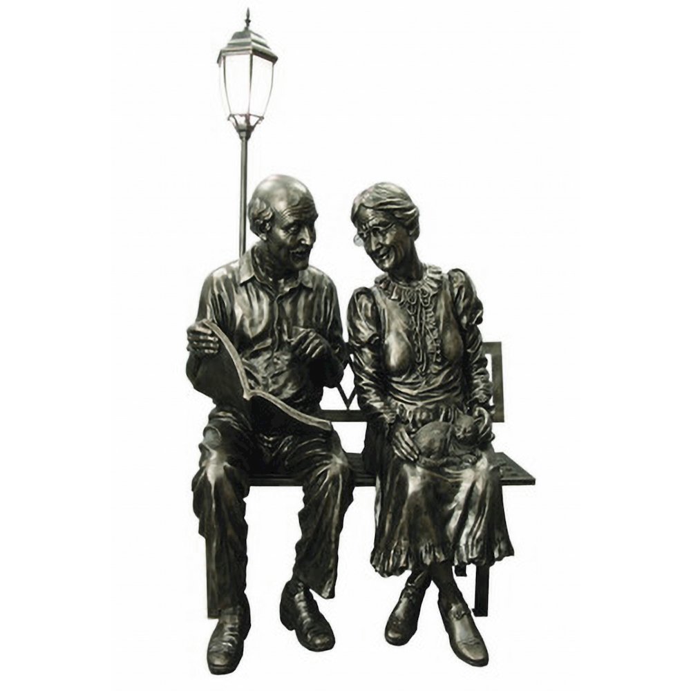 Old Couple Street Lamp. Picture 2