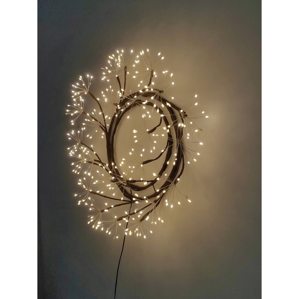 24in LED Christmas Wreath Brown Indoor Hanging Holiday Decor. Picture 4