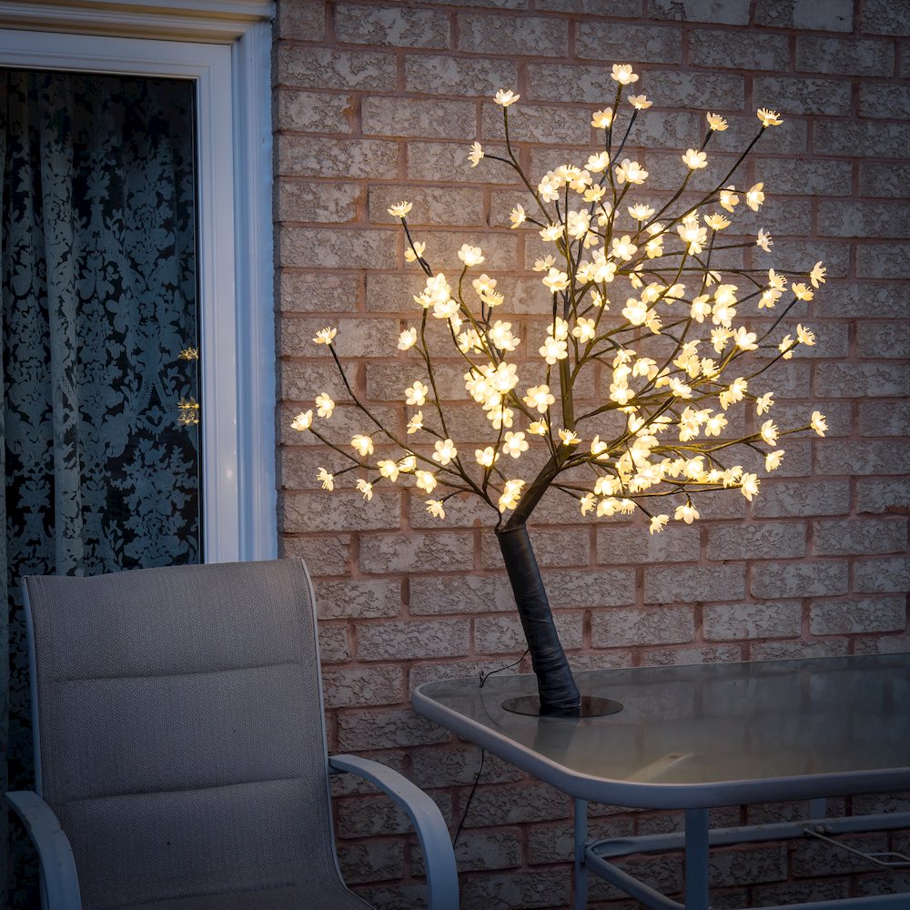 Floral Lights- Outdoor Cherry Blossom Tree 160Ww LED(Hi-Line Exclusive). Picture 3