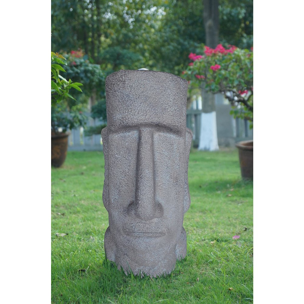 Easter Island/Moai Head. Picture 3