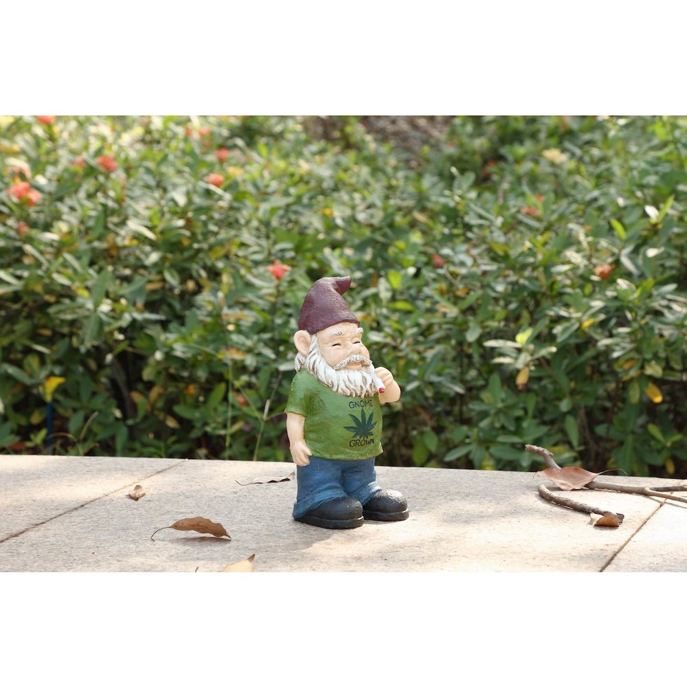 Gnome Smoking (Hi-Line Exclusive). Picture 5