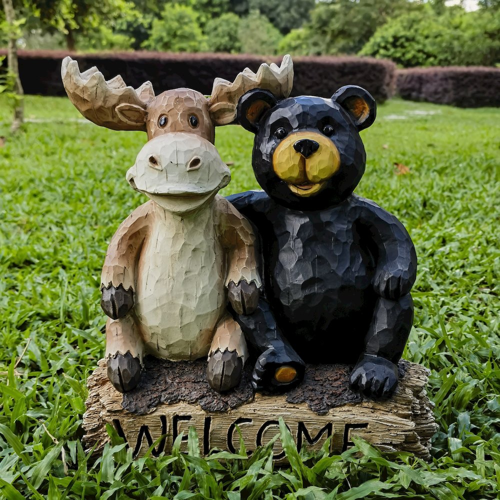 Bear and Moose Garden Welcome Sign. Picture 2
