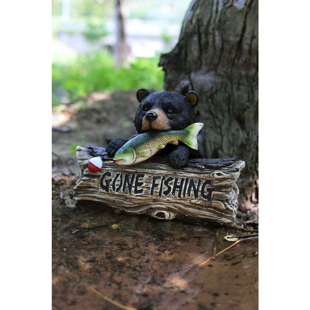Black Bear W/Gone Fishing Sign. Picture 2