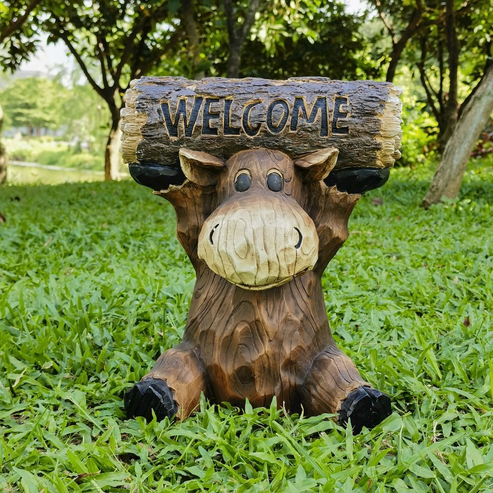 Moose Cub Holding Welcome Sign Garden Decor. Picture 2