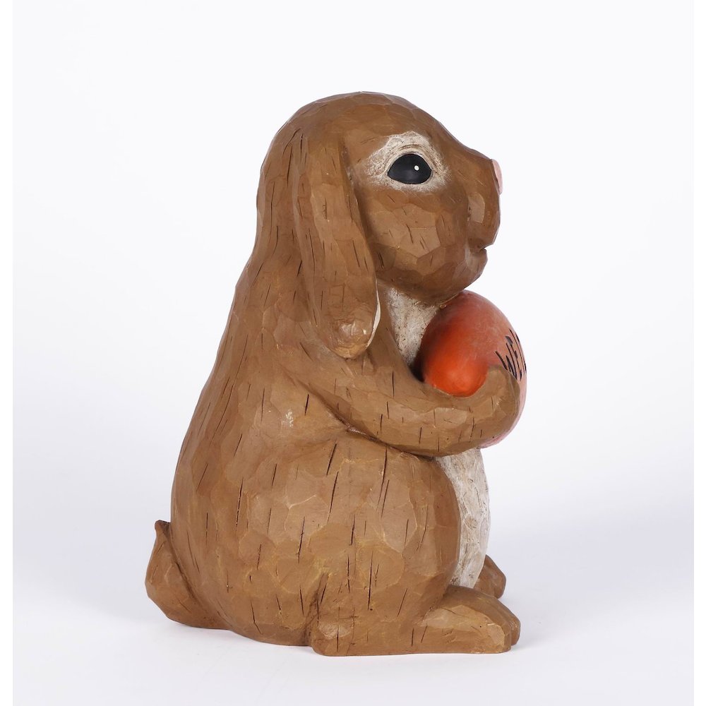 Rabbit Holdng Carrot Welcome Sign. Picture 4