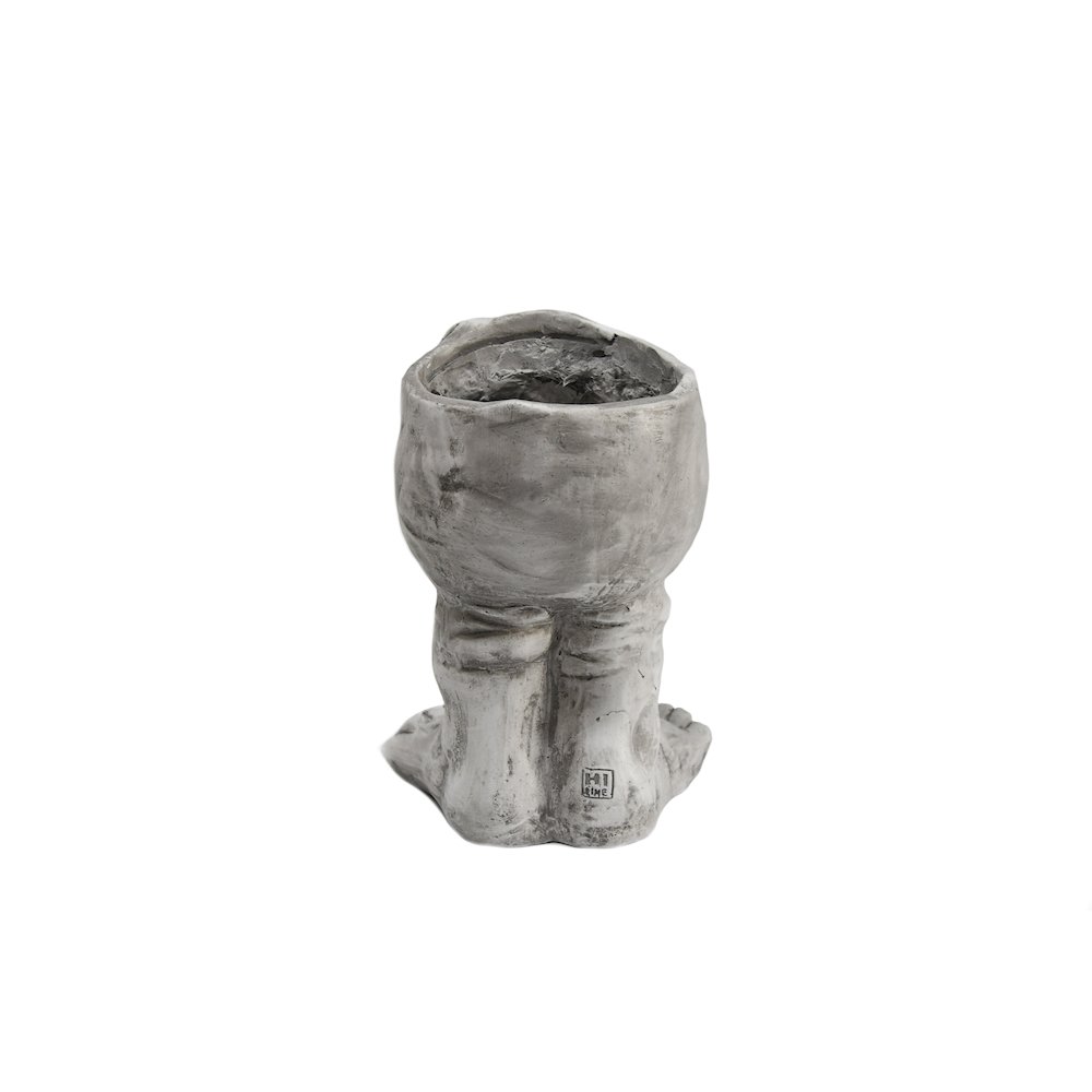 Laughing Greenery: Sprout Smiles with Our Hilarious Funny Man Planter Pot. Picture 5
