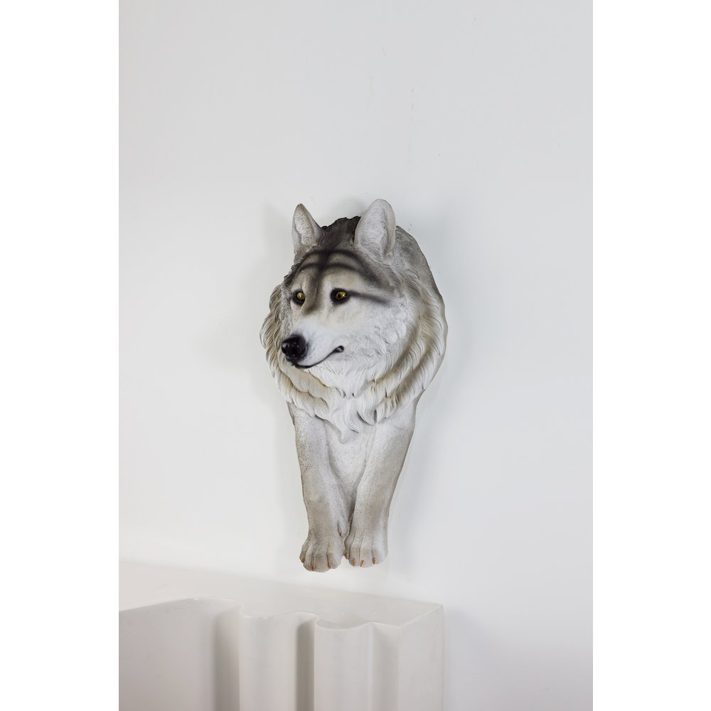 Wolf Head Sculpture Wall Hanging Ornament. Picture 2
