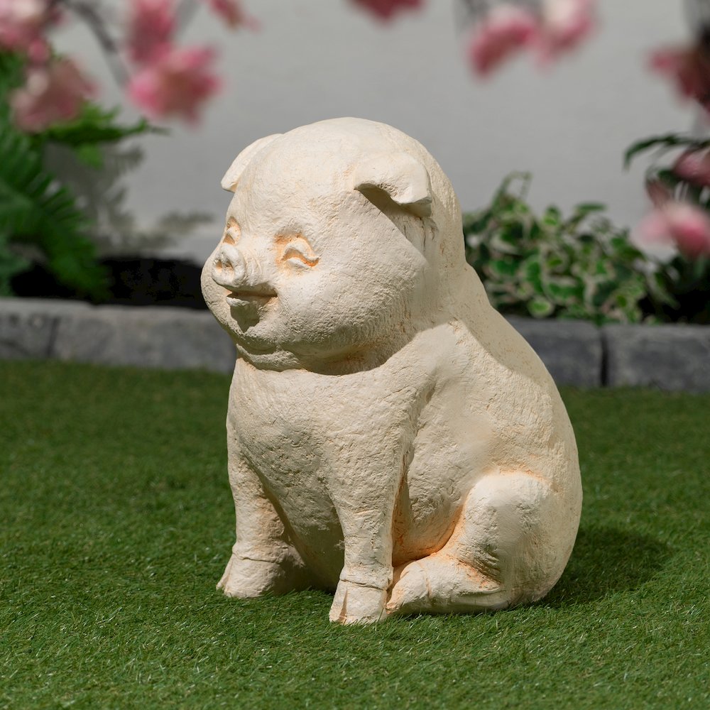Serene Oinker Classic Curled Sitting Pig Statue. Picture 8