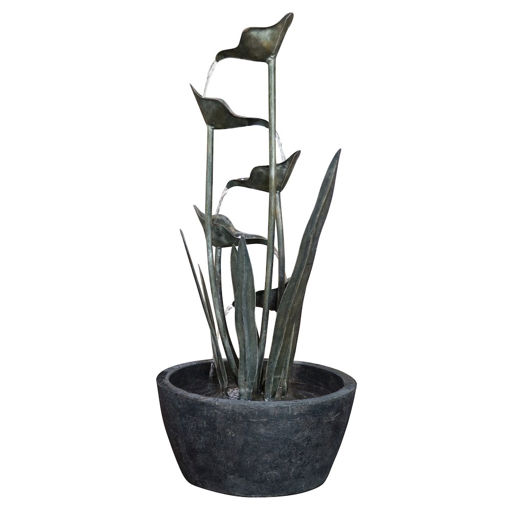 Metal Plant Fountain W/5 Leaves. Picture 2