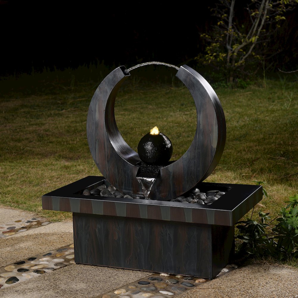 Outdoor Metal Fountain with LED Lights - Rusty Gray. Picture 2