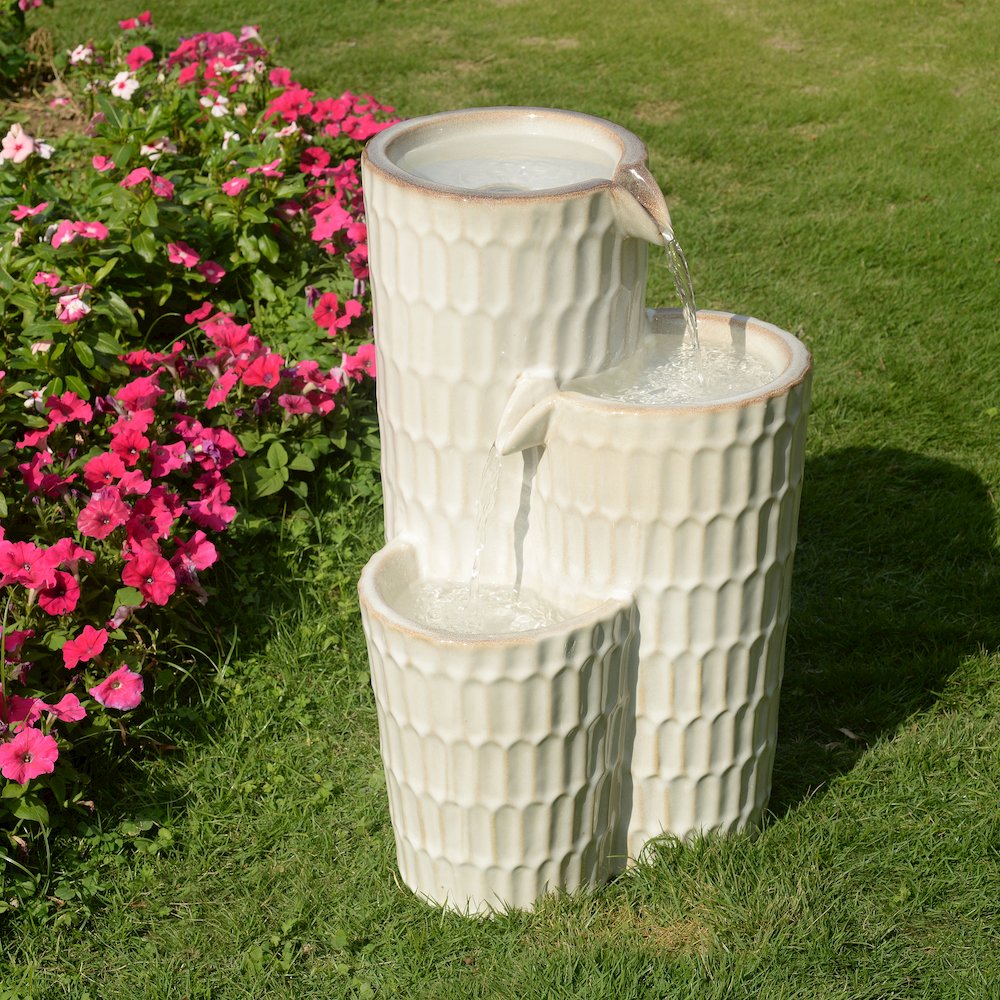 Ivory Ceramic Fountain - Elegance in Simplicity, No Lights. Picture 2