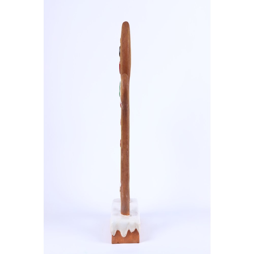 Gingerbread Boy Statue. Picture 3