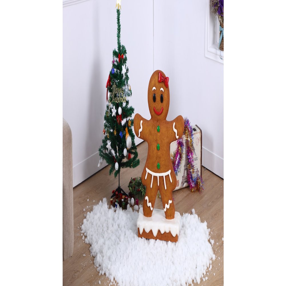 Gingerbread Girl Statue. Picture 5