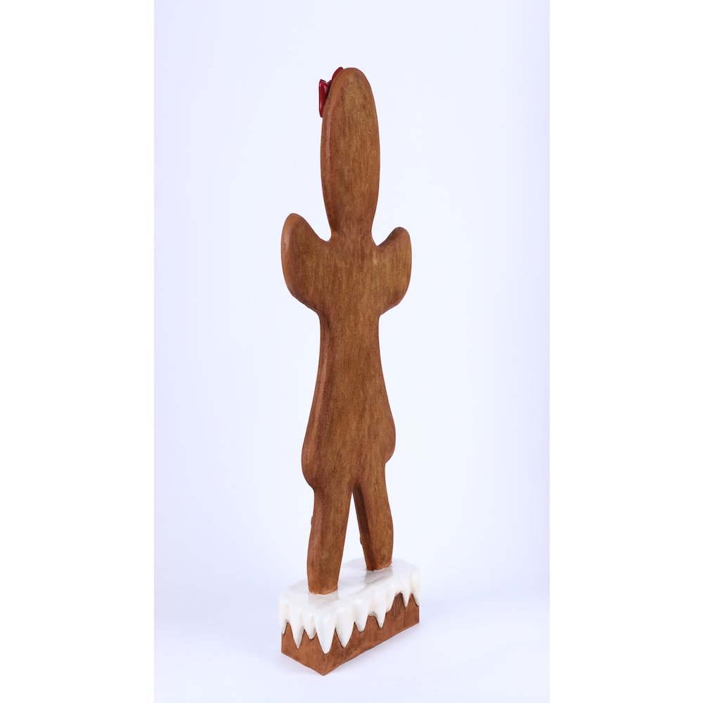 Gingerbread Girl Statue. Picture 6