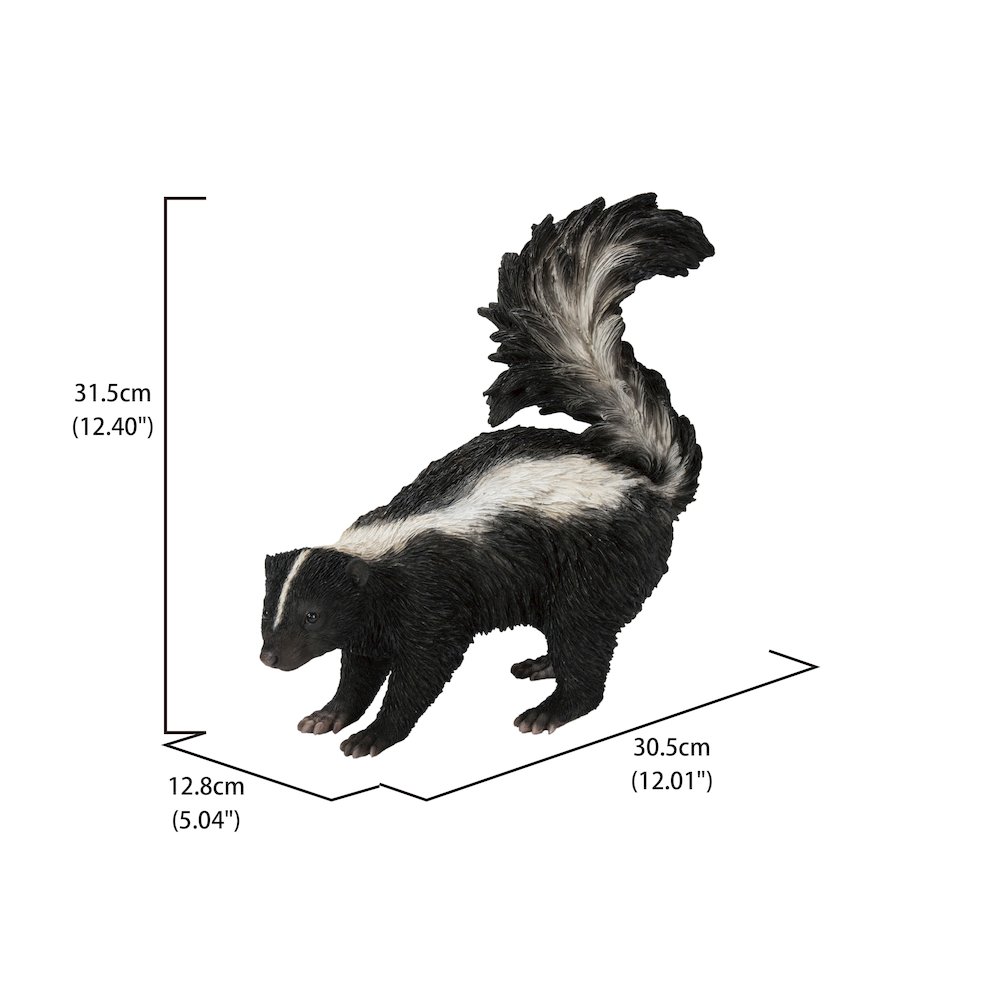 Walking Skunk Statue. Picture 6
