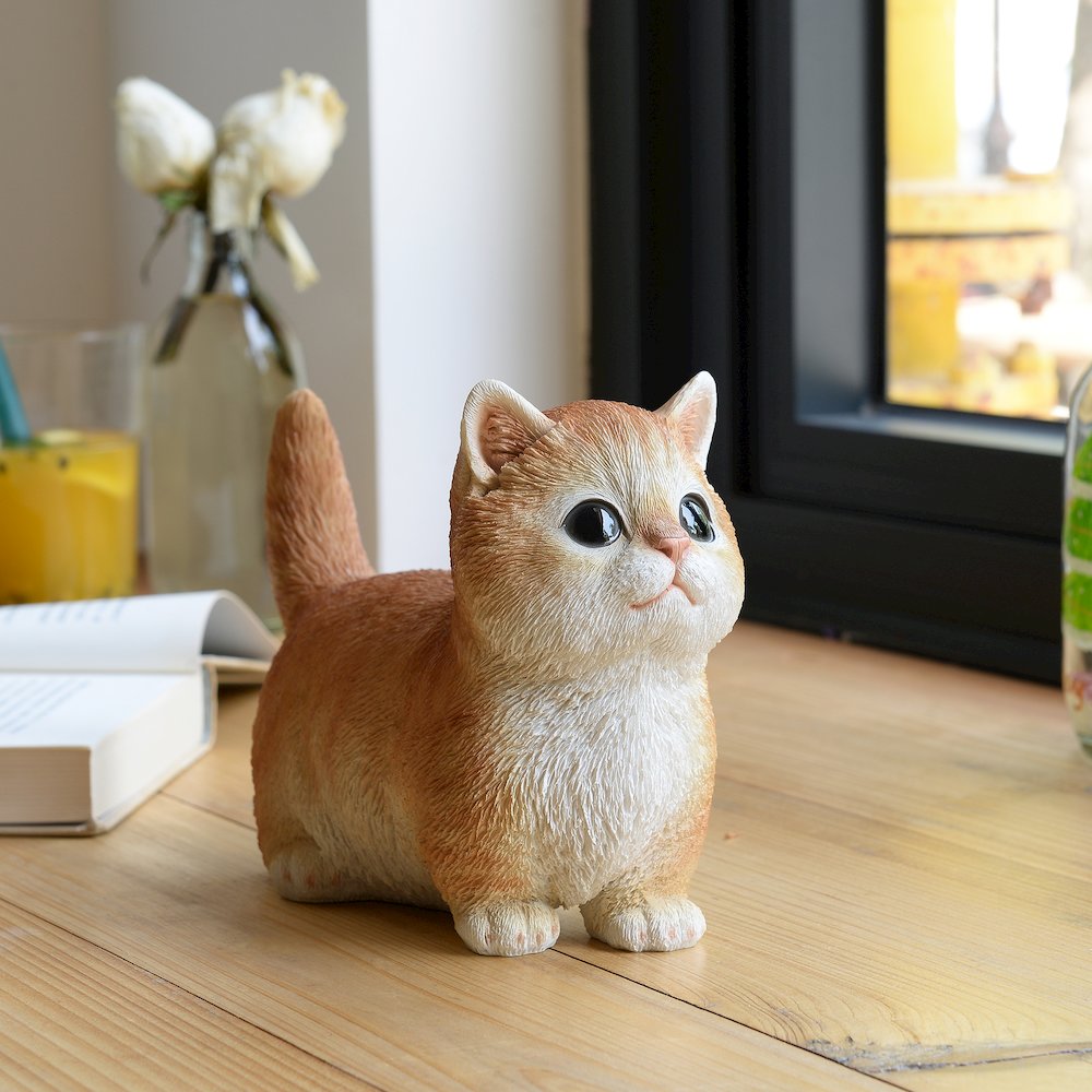 Sitting Cat Orange Tabby Statue. Picture 2