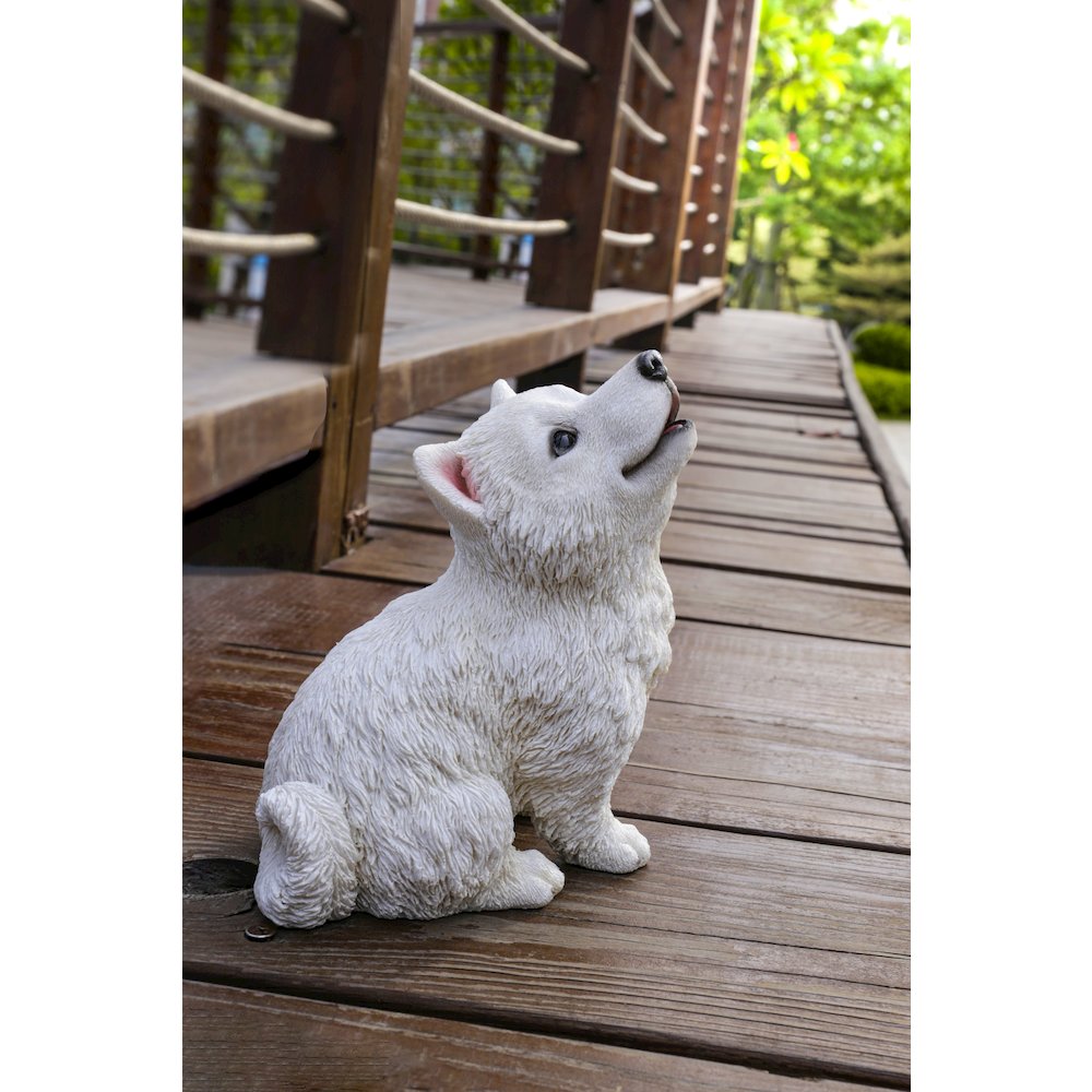 Howling American Eskimo Puppy Statue. Picture 6