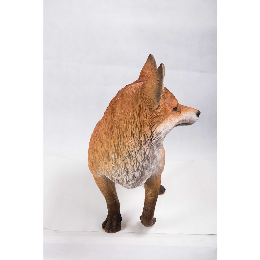 Walking Fox Statue. Picture 4