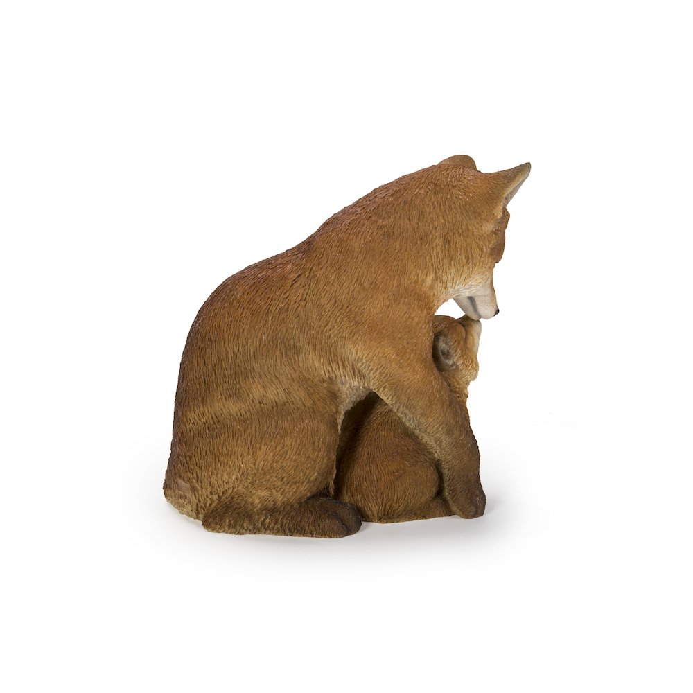 Cuddling Mother And Baby Fox Garden Statue. Picture 2