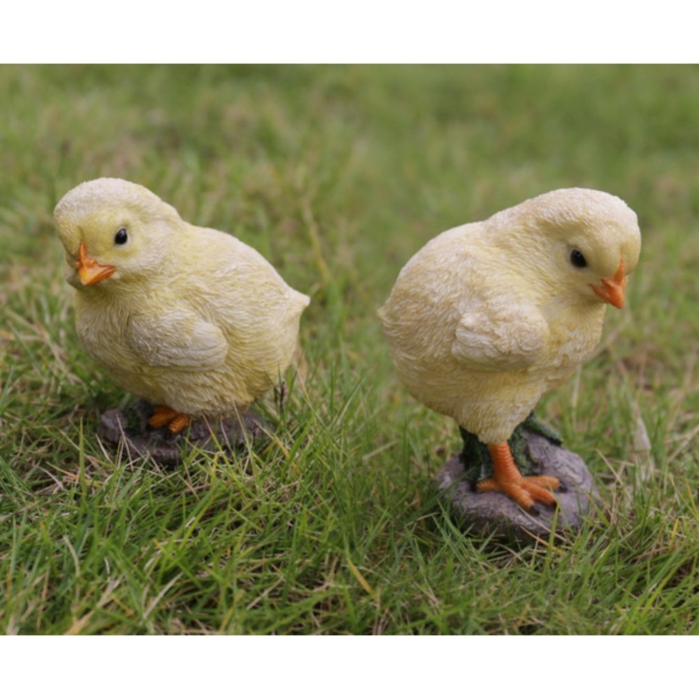 Baby Chicks Pair - One Looking Left, One Looking Right. Picture 8