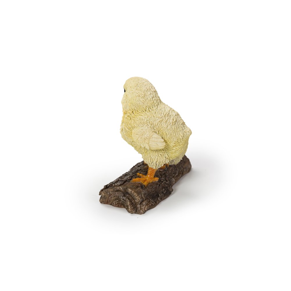 Playful Chicks Garden Statue. Picture 3