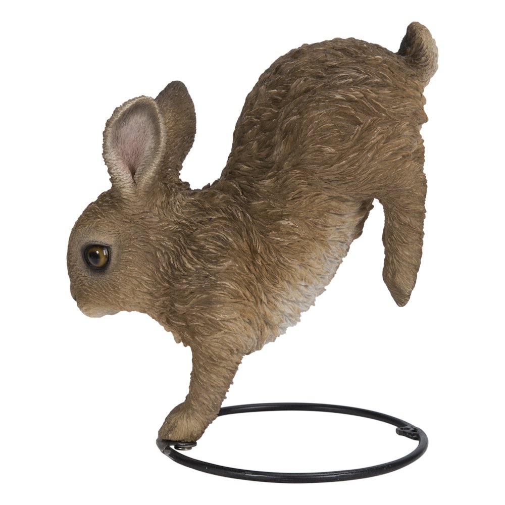 Hare Cub Running Statue. Picture 4
