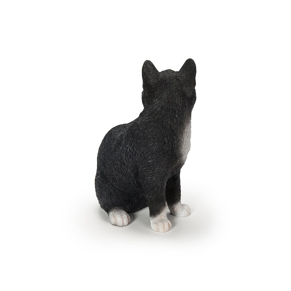 Black Cat Looking Back Garden Statue. Picture 3