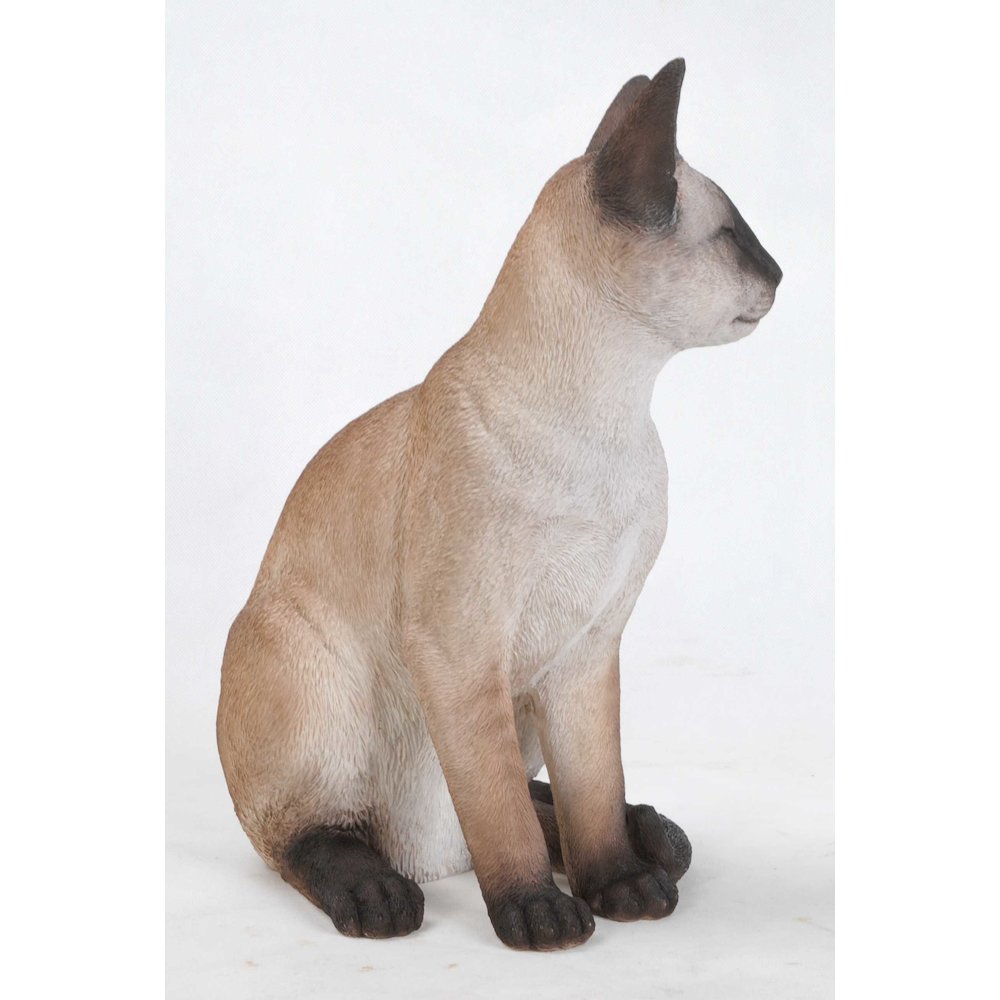 Sitting Siamese Cat Statue. Picture 1