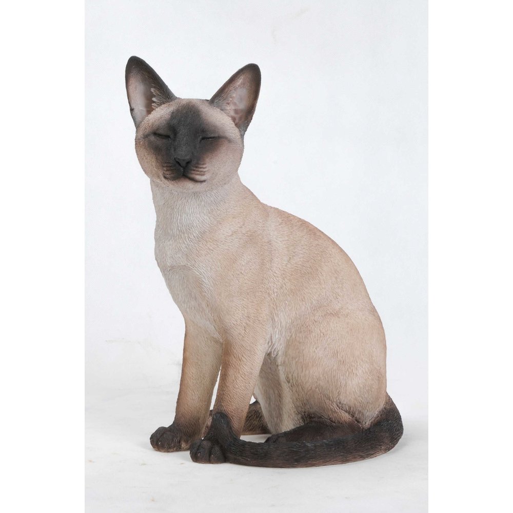 Sitting Siamese Cat Statue. Picture 2
