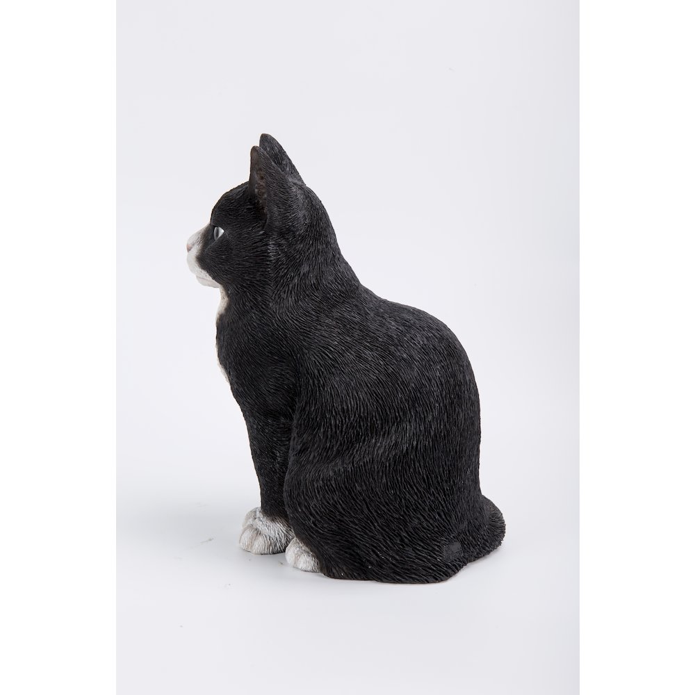 Sitting Cat Statue. Picture 4