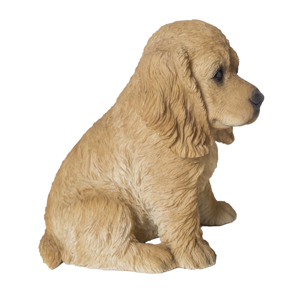 Cream-Coloured Cocker Spaniel Statue. Picture 1