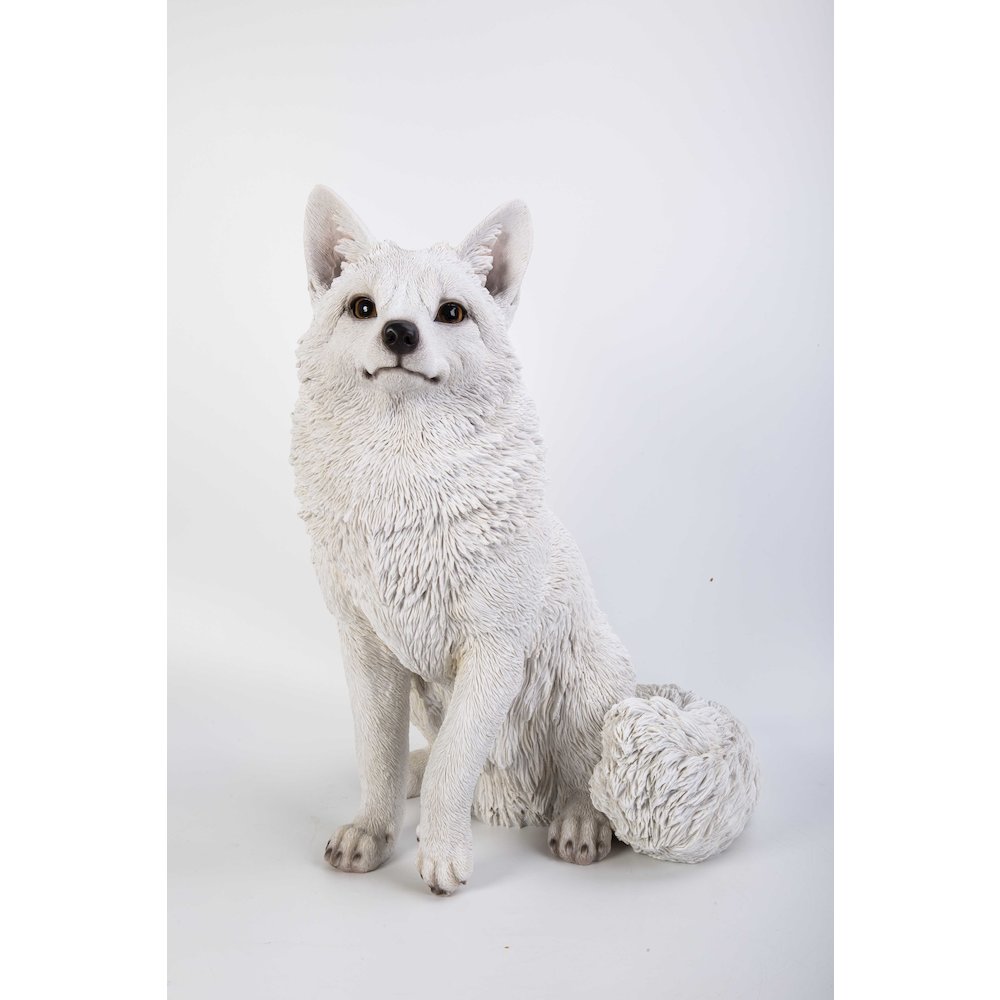 Snow Fox Statue. Picture 8