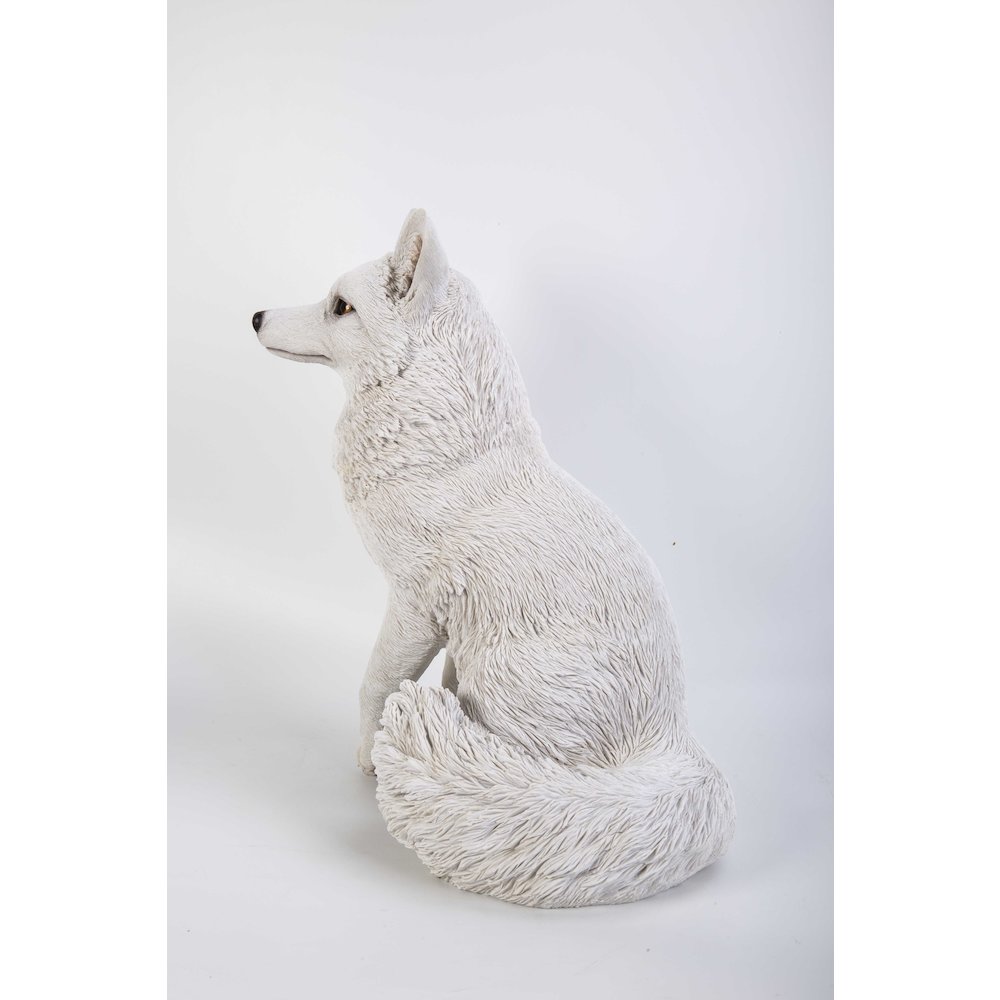 Snow Fox Statue. Picture 4