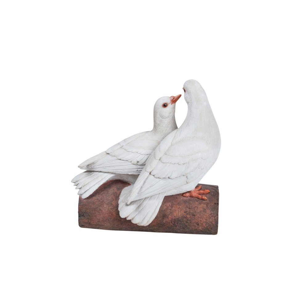 Two Doves On A Log Statue. Picture 3