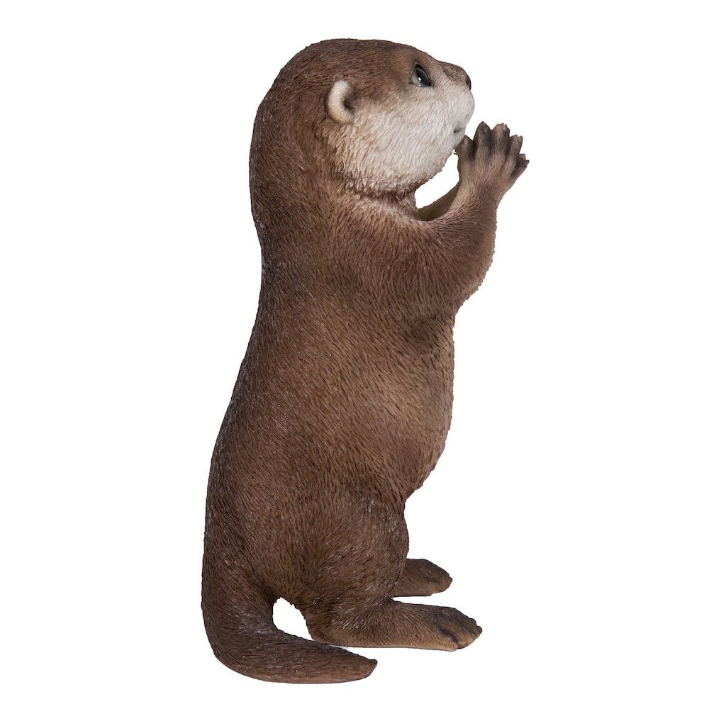 Otter Praying Statue. Picture 3