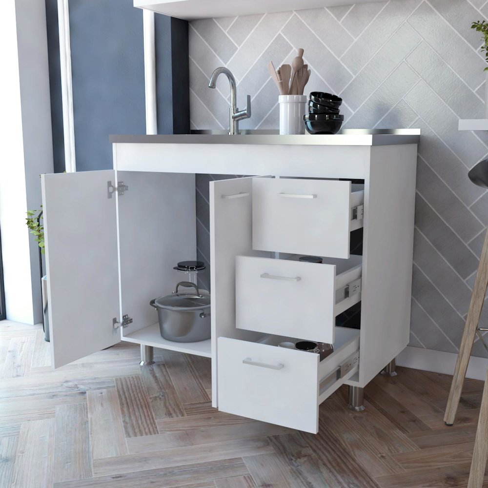 Caribe Pantry White MDF. Picture 5