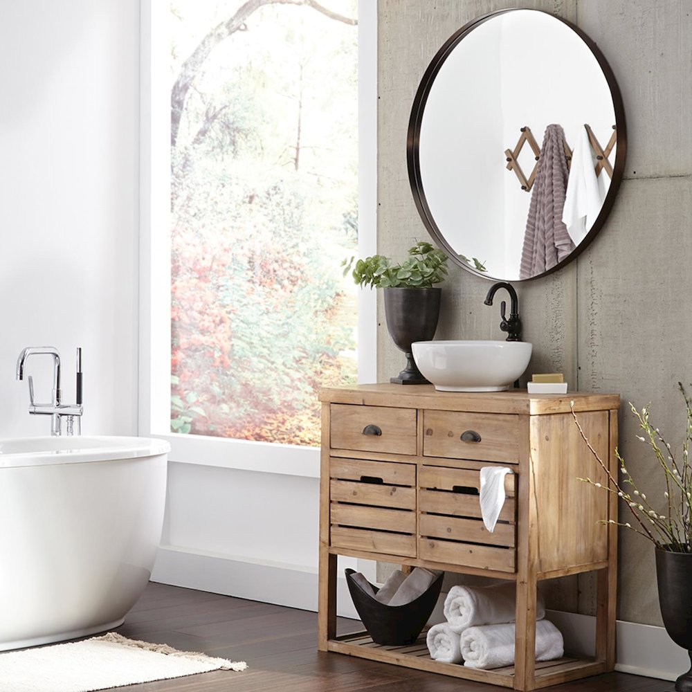 Steele Brass Round Mirror. Picture 2