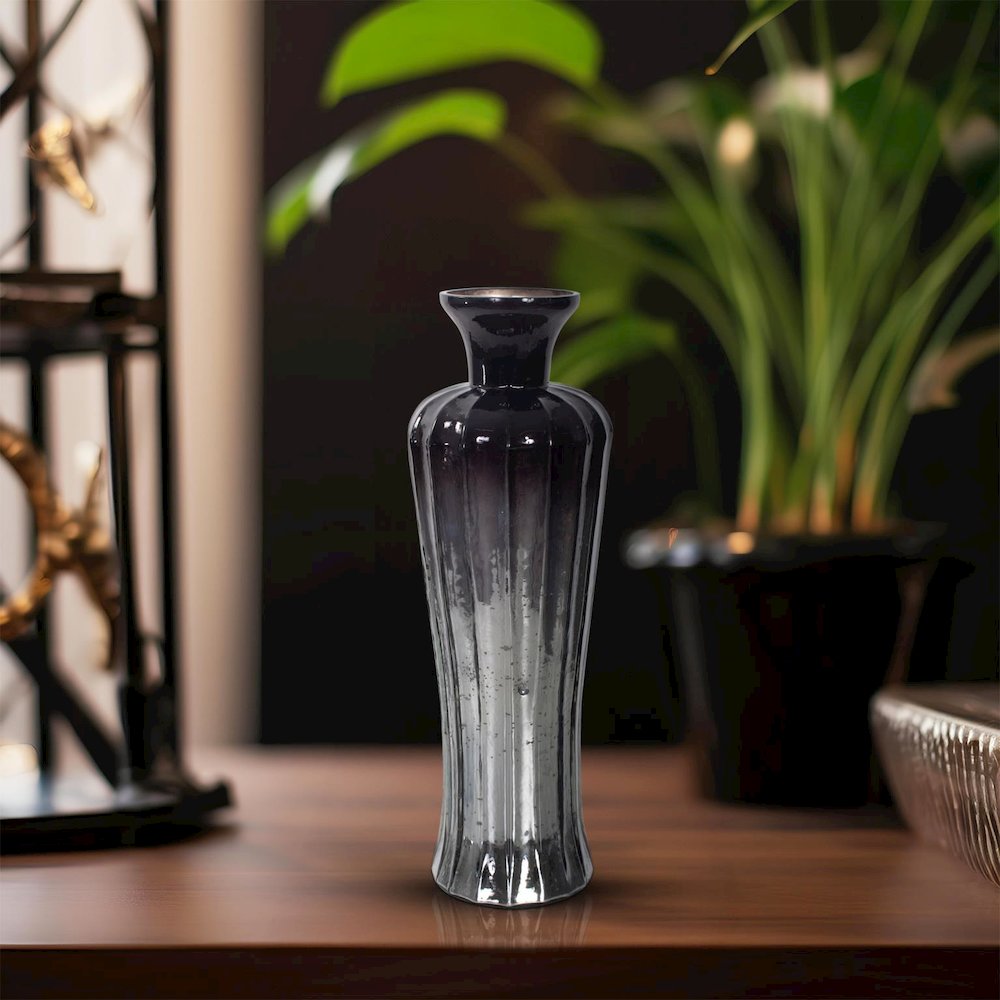 Mercury Vase - Small. Picture 9